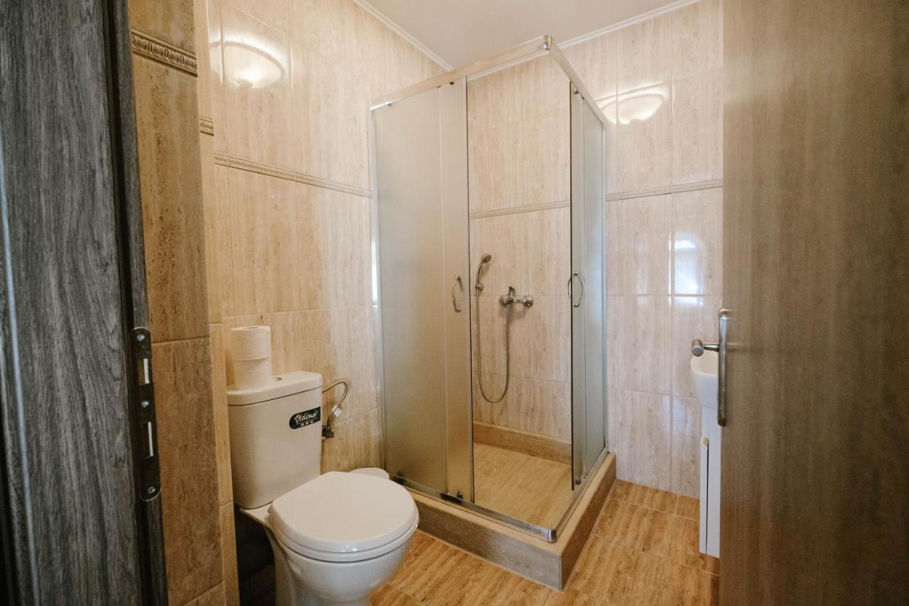 Fardi Residence Guesthouse Самотраки Экстерьер фото